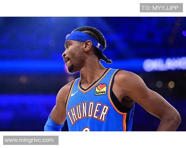 亚历山大灵活运球突破防守轻松撤步跳投精准命中展现超强个人能力